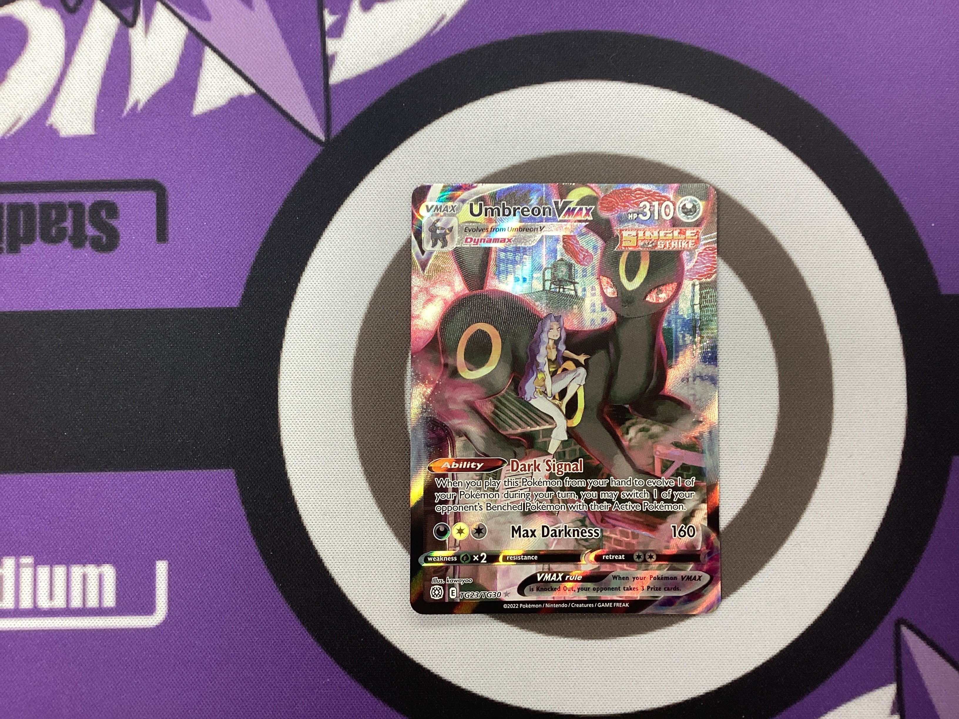 Umbreon vmax TG23/TG30 DMG Damaged