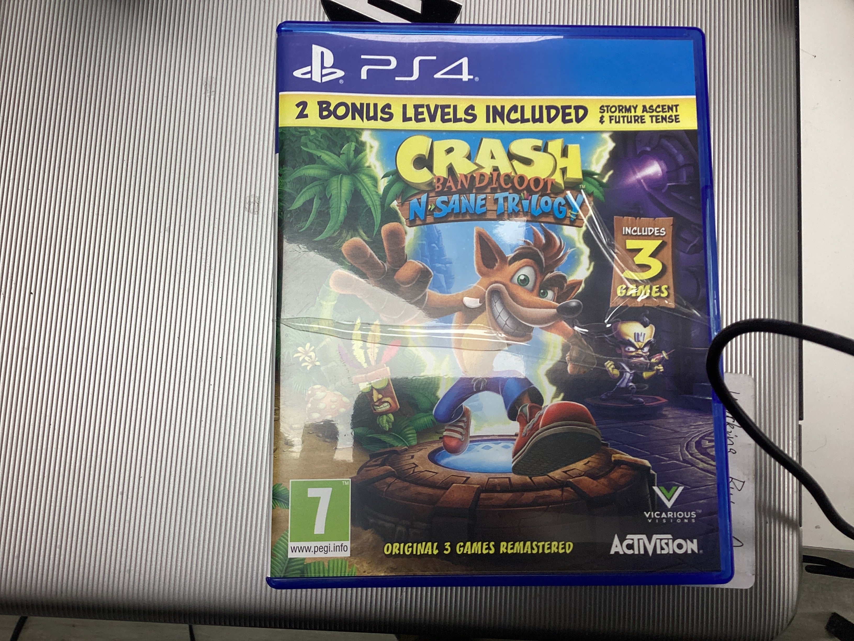 Crash bandicoot n sane trilogy ps4- pre owned
